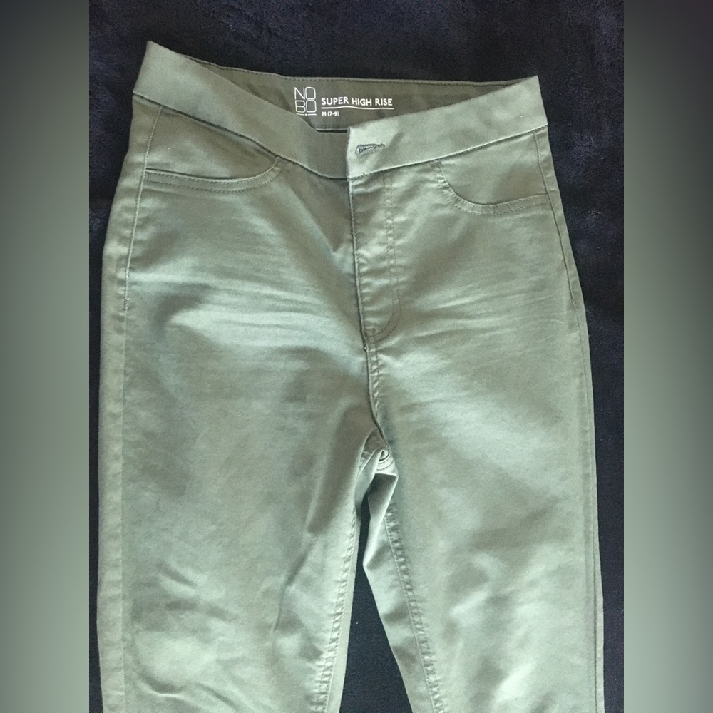 No Boundaries Green High-Rise Jeggings
